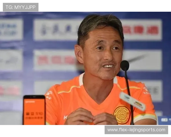 香港足球队5号球星名单揭晓 关键球员引发球迷热议与期待 香港足球队5号球星名单揭晓 关键球员引发球迷热议与期待